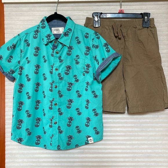 Child button up pineapple top and matching tan shorts size 7 Free Planet brand - Picture 1 of 9